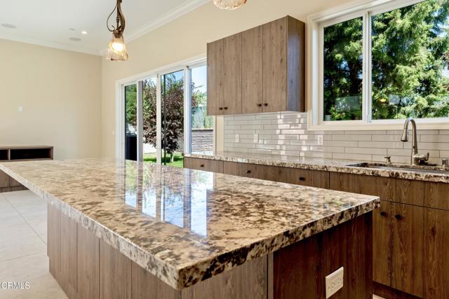 3143 E Sierra Madre Boulevard, Pasadena CA: https://media.crmls.org/mediaz/183c966e-b1dc-4fa0-8970-e97e9780e316.jpg