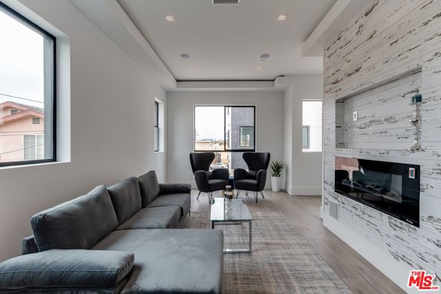 4830 1/2 W pickford Street, Los Angeles CA: https://media.crmls.org/mediaz/183cbcf7-d76e-432f-bdb3-51fd46ecf85b.jpg