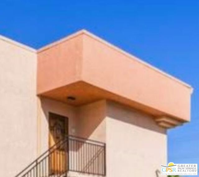 400 N Sunrise Way, Palm Springs CA: https://media.crmls.org/mediaz/183d0ebd-1653-4a3b-8180-3431c310f1ec.jpg