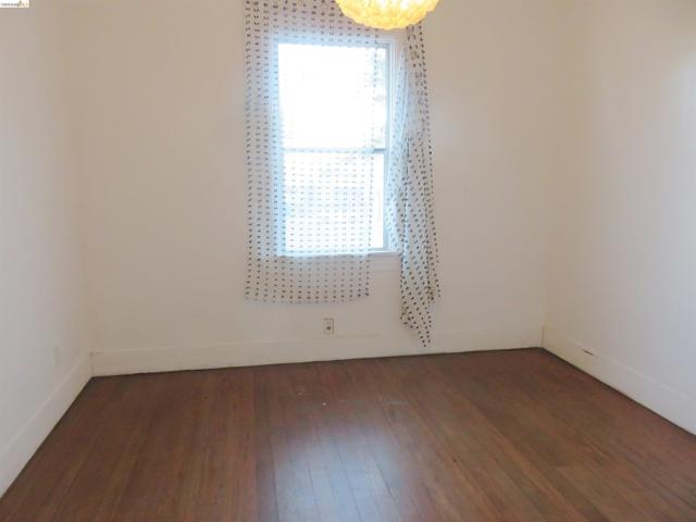 1731 San Pablo Ave, Pinole CA: https://media.crmls.org/mediaz/183e88f3-3005-40c0-a826-d745ec97efe9.jpg