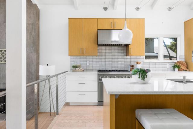 230 Thunderbird Drive, Aptos CA: https://media.crmls.org/mediaz/183f4be5-9367-4f3f-88f1-bba96b7cebdc.jpg