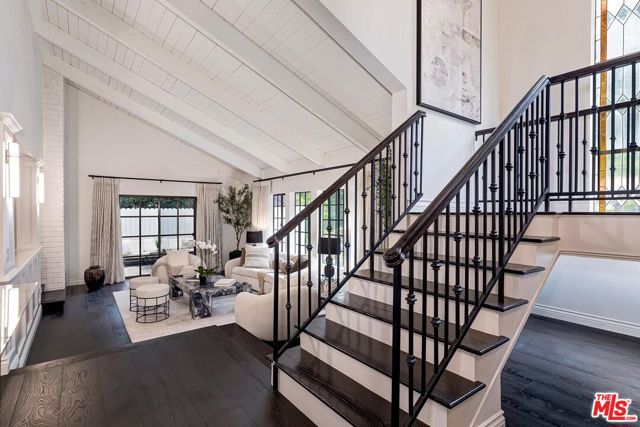 Drew Fenton | 1060 Chantilly Road Los Angeles CA | MLS: 7551623