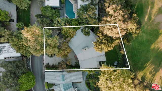 630 Hightree Road, Santa Monica CA: https://media.crmls.org/mediaz/18421e1b-691a-49e8-9951-3c743bffd750.jpg