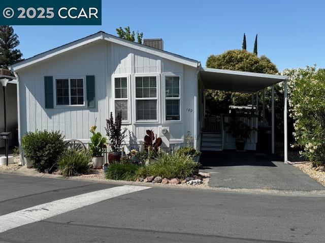 149 Galloway Dr, Concord CA: https://media.crmls.org/mediaz/1843976f-38e5-425b-b2a5-f43478ad488f.jpg
