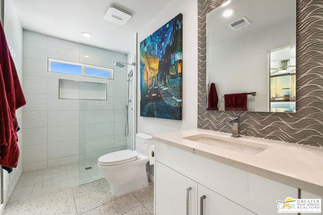 1244 S San Mateo Drive, Palm Springs CA: https://media.crmls.org/mediaz/1843c72a-77cb-4110-b605-5c97d68a6c0d.jpg