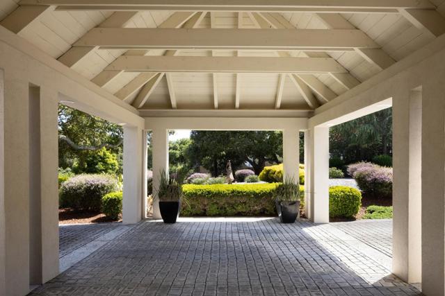 26048 Paseo Del Sur, Monterey CA: https://media.crmls.org/mediaz/1845cc2a-567a-4123-aa8a-e0c78d3ac3fc.jpg