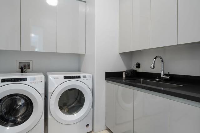 14 Stephen Terrace, Rancho Mirage CA: https://media.crmls.org/mediaz/18463c1e-9e60-47c4-b5d8-0a2b70c3b69e.jpg