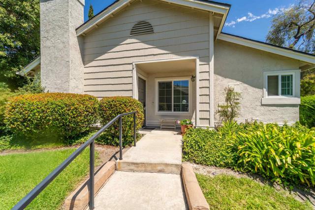 Detail Gallery Image 1 of 1 For 2888 Sanford Ln, Carlsbad,  CA 92010 - 2 Beds | 2 Baths