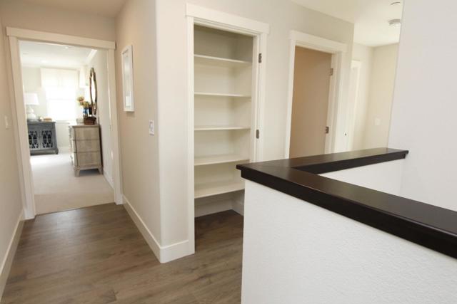 1660 Dolomite Drive, Los Banos CA: https://media.crmls.org/mediaz/1846d52a-99f9-4769-9f0c-6445050e883f.jpg
