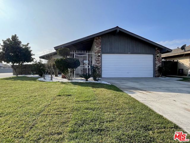Image 1 of 33 For 4201 Sugar Cane Avenue