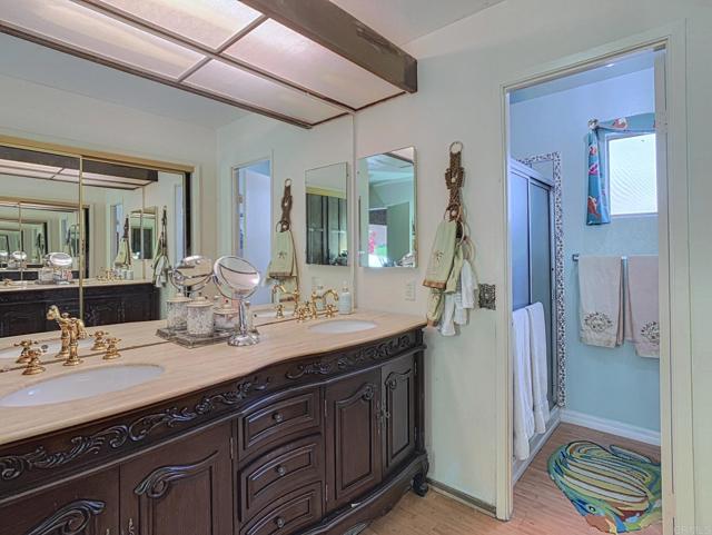 Image 41 of 61 For 2633 Windmill View Dr