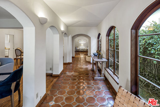 469 25th Street photo 6