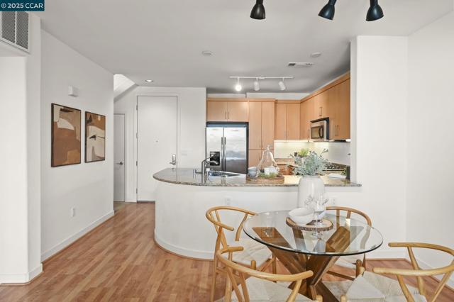 5501 De Marcus Blvd, Dublin CA: https://media.crmls.org/mediaz/18497b82-fe54-4041-8d93-b329d5dbf376.jpg