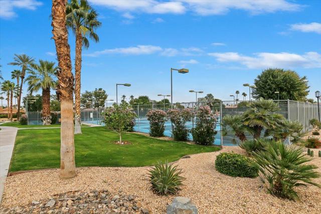 44509 Sorrento Court, Palm Desert CA: https://media.crmls.org/mediaz/184995f1-119f-4c1e-9658-21b2bf906113.jpg