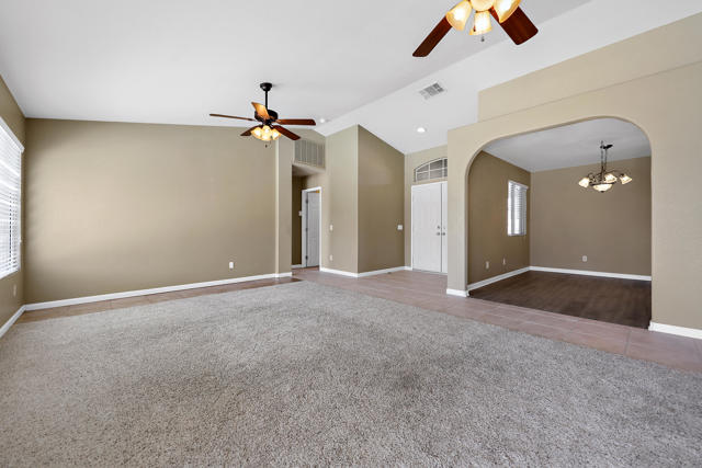 37596 Colebridge Street, Palm Desert CA: https://media.crmls.org/mediaz/184a7e75-00b7-47bf-8809-0dbc2337bd67.jpg