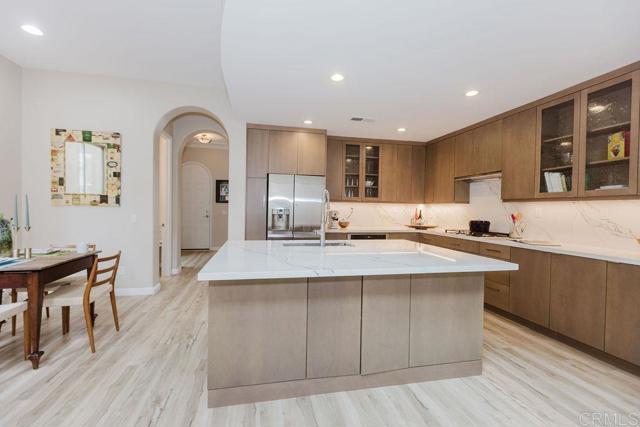 2740 E Bainbridge Road, San Diego CA: https://media.crmls.org/mediaz/184b3c85-082c-4186-9550-73df3b16b936.jpg