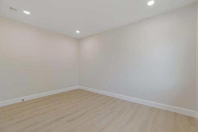 409 Gibbons Court, Milpitas CA: https://media.crmls.org/mediaz/184c2aa3-1ec1-4a63-9ac7-cec989fe9aa3.jpg