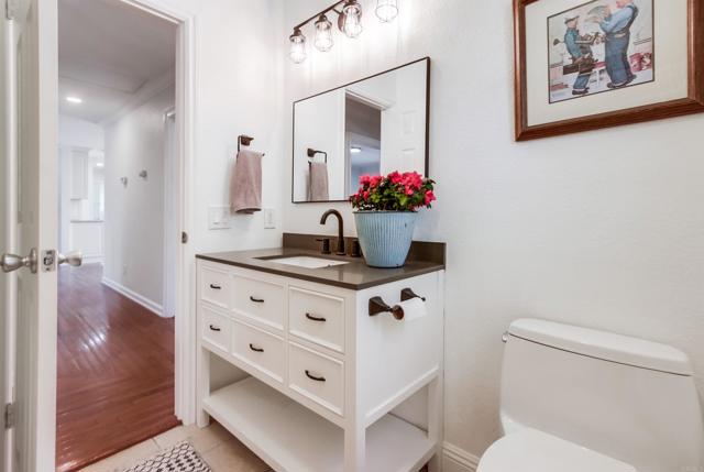 2167 Reineman Road, Fallbrook CA: https://media.crmls.org/mediaz/184cdffc-24b5-4b97-b645-ea9edab70b50.jpg
