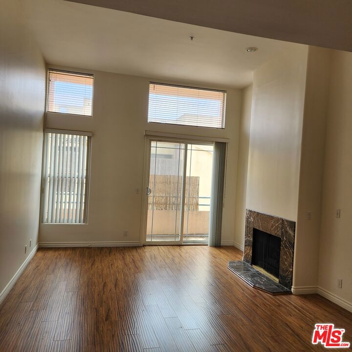 4830 Elmwood Avenue #303