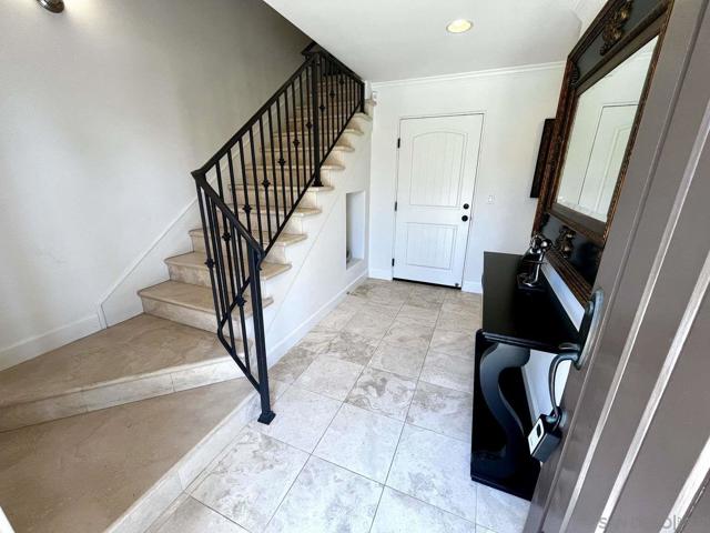 5103 W Wooley Rd, Oxnard CA: https://media.crmls.org/mediaz/184e7295-198d-447e-8f03-61ffd46cfb0b.jpg