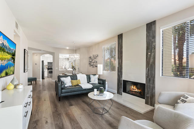 55459 Tanglewood, La Quinta CA: https://media.crmls.org/mediaz/184f39e2-5303-40b5-b0ef-2e7d8ee7a680.jpg