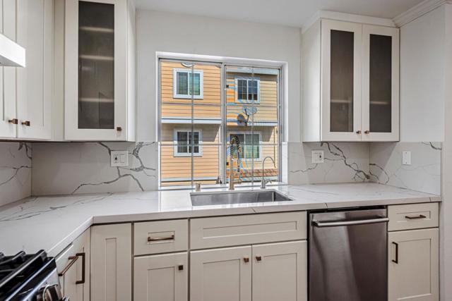 4 Brigantine Lane, Redwood City CA: https://media.crmls.org/mediaz/184ff85f-ff46-4732-9c68-737e8454c9bd.jpg