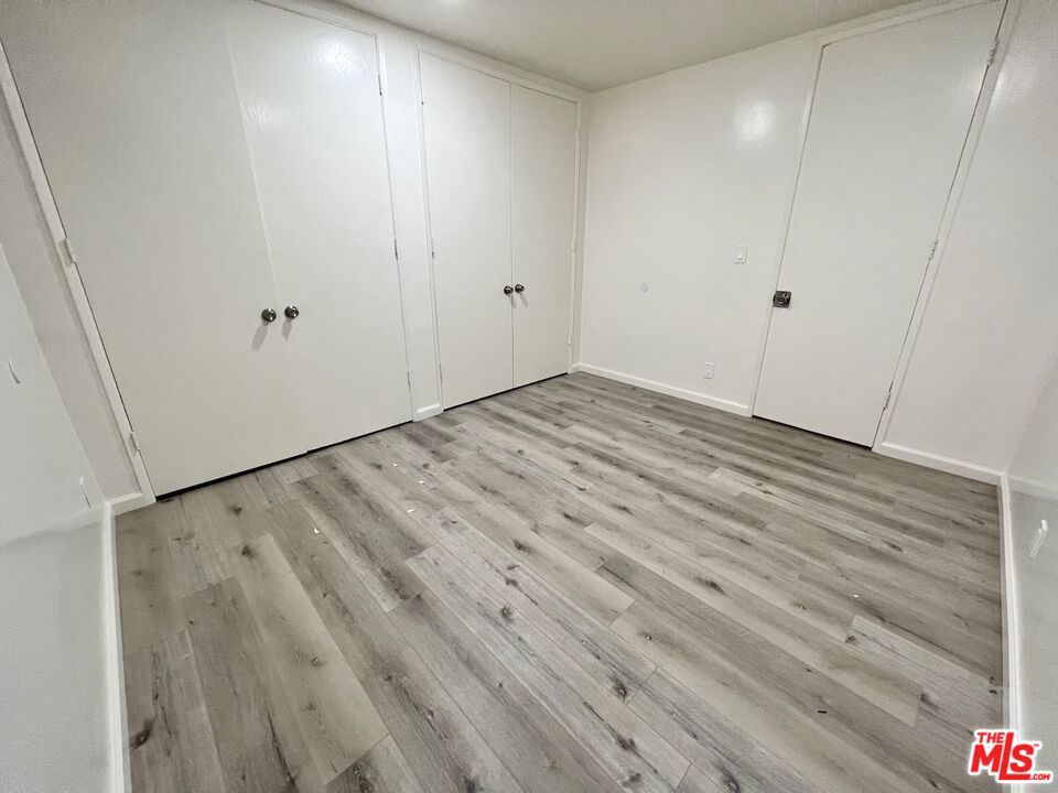 https://media.crmls.org/mediaz/18513a8b-ba32-49b3-b49b-fe81dfd17164.jpg?preset=X-Large