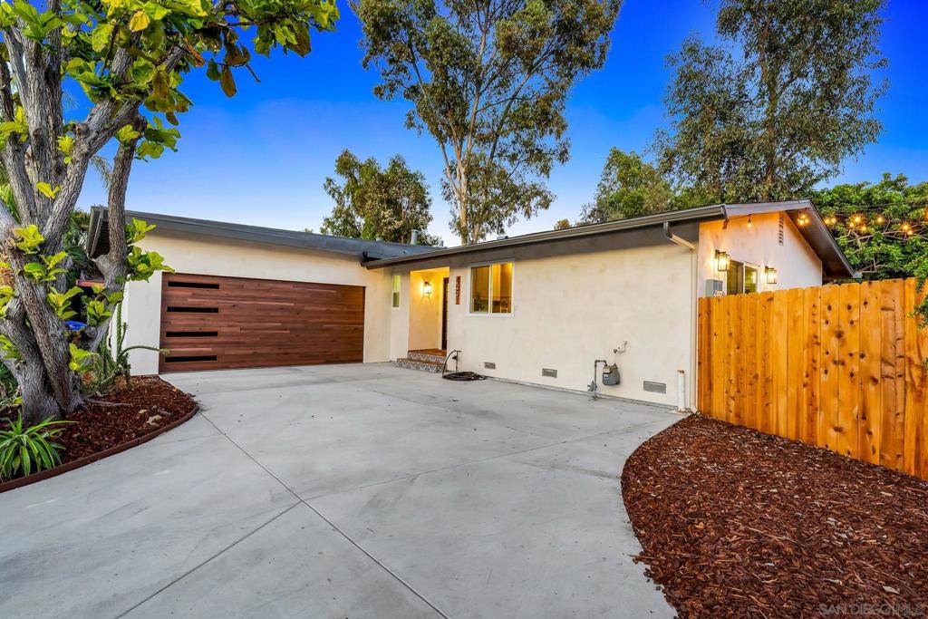 MLS #250043080SD image #38