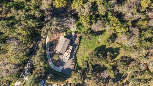 25400 Radonich Road, Los Gatos CA: https://media.crmls.org/mediaz/185288d7-2f74-46f5-8fd1-4c4d55fcb4d8.jpg