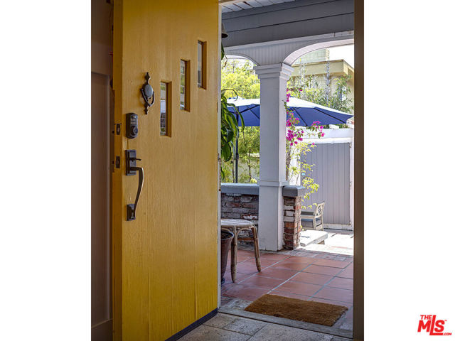 Image 31 of 37 For 111 Dudley Avenue