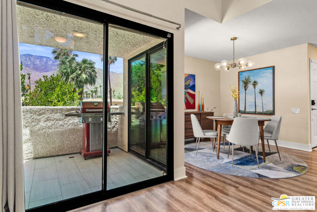1680 S Andee Drive, Palm Springs CA: https://media.crmls.org/mediaz/18536785-da21-4723-998e-d6a6ba136210.jpg