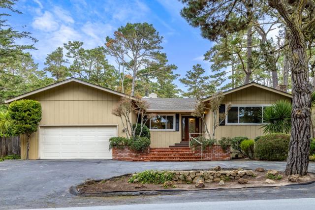 4097 Sunridge Road, Pebble Beach CA: https://media.crmls.org/mediaz/1853ae7a-a143-4bb8-b98e-1fa65f0b2f78.jpg
