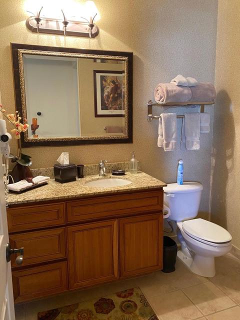 BEEVE - MASTER BATH