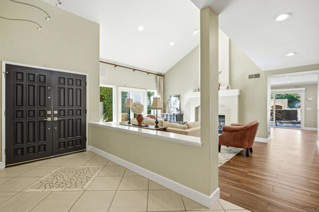 Detail Gallery Image 2 of 41 For 13184 Janetta Pl, San Diego,  CA 92130 - 4 Beds | 3 Baths