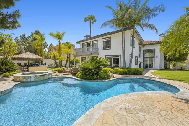 Detail Gallery Image 4 of 57 For 1006 Acero St, Chula Vista,  CA 91910 - 6 Beds | 4/1 Baths