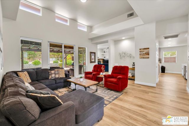 Image 12 of 42 For 78179 Sombrero Court