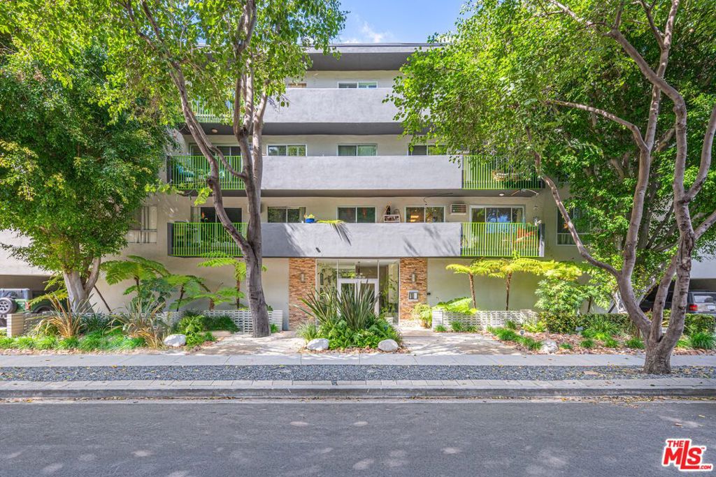645 Westmount Drive 307, West Hollywood, CA 90069