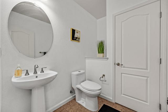 134 N Menlo Park Street, Mountain House CA: https://media.crmls.org/mediaz/18557157-1720-485c-b2df-7e1881c33359.jpg