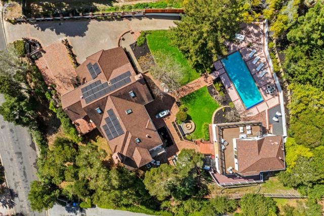 760 Chateau Drive, Hillsborough CA: https://media.crmls.org/mediaz/18558af1-4674-4991-9260-6ffa41ad9e02.jpg