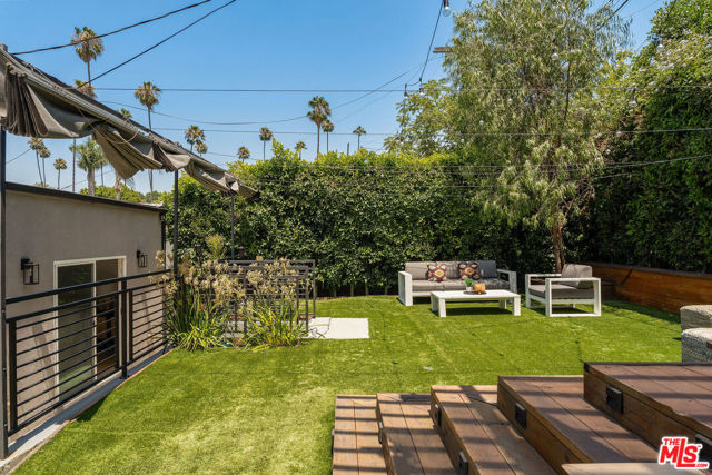 1414 N Coronado Terrace, Los Angeles CA: https://media.crmls.org/mediaz/18558bbd-7c81-4895-95a9-362f960c3f73.jpg