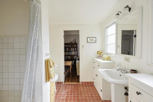 Detail Gallery Image 10 of 57 For 817 Margarita, Coronado,  CA 92118 - 3 Beds | 2 Baths