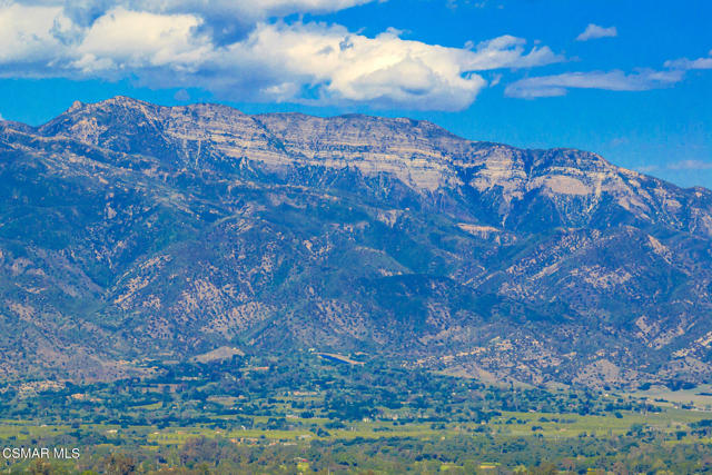 1585 Loma Drive, Ojai CA: https://media.crmls.org/mediaz/1855a679-30dc-413c-9471-179c8bcdbc49.jpg