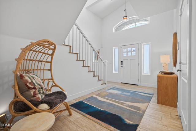1111 Dover Lane, Ventura CA: https://media.crmls.org/mediaz/185681f3-6caa-4d35-b993-87492ce3e5a9.jpg