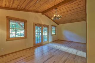 8697 Dyer Road, Salinas CA: https://media.crmls.org/mediaz/185695b0-dd7d-465d-855a-a1328021d945.jpg