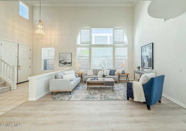 3030 Hollycrest Avenue, Thousand Oaks CA: https://media.crmls.org/mediaz/1858f2f4-07cb-4c25-b1e4-a20478bd7cdb.jpg