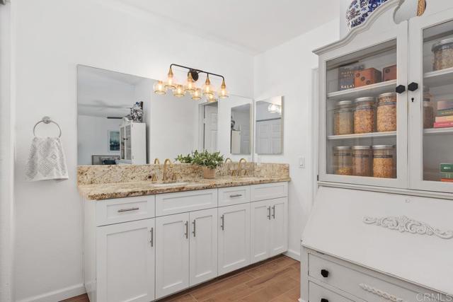 Detail Gallery Image 21 of 40 For 1744 Calle Jules, Vista,  CA 92084 - 3 Beds | 2 Baths