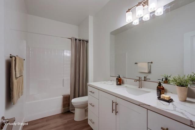 1609 Mauzy Way, El Cajon CA: https://media.crmls.org/mediaz/185a1401-2929-4831-8cf2-b591671999c3.jpg