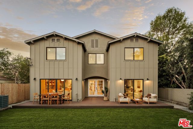 4626 Berryman Avenue, Culver City CA: https://media.crmls.org/mediaz/185a3c59-0ee2-447a-939b-d8c197f8e961.jpg