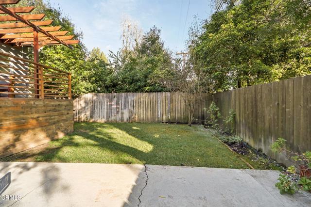 Detail Gallery Image 34 of 37 For 1255 Oak Circle Dr, Glendale,  CA 91208 - 3 Beds | 2 Baths