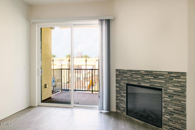 Detail Gallery Image 28 of 46 For 124 W Colorado St #404,  Glendale,  CA 91204 - 2 Beds | 2 Baths